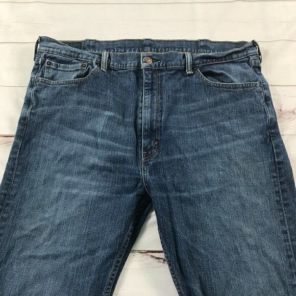Levi Strauss & Co. Men's Straight Fit Jeans W42/L32 - Picture 6 of 13